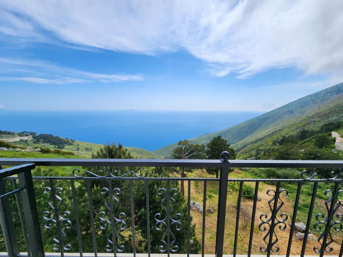 Llogora Dervishaliu Hotel Vlorë Esterno foto
