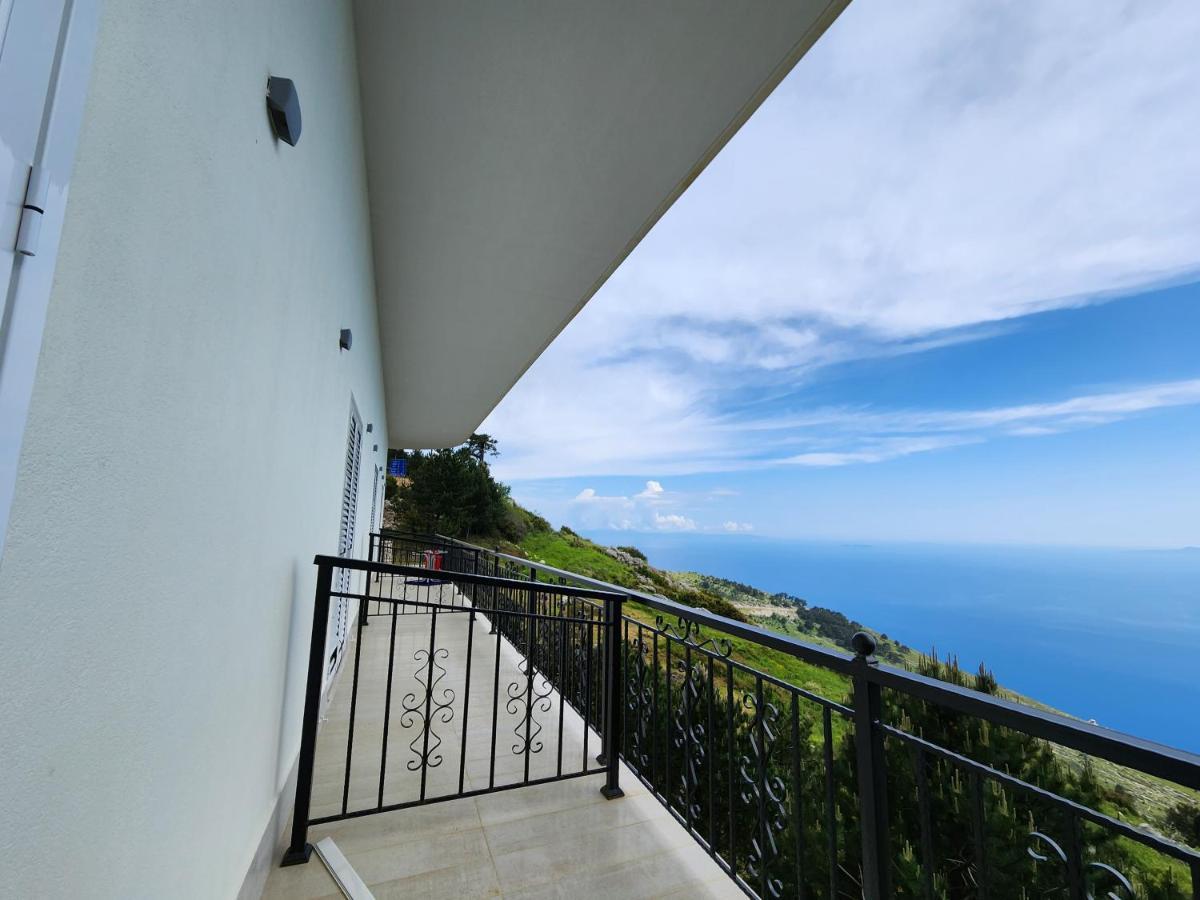 Llogora Dervishaliu Hotel Vlorë Esterno foto