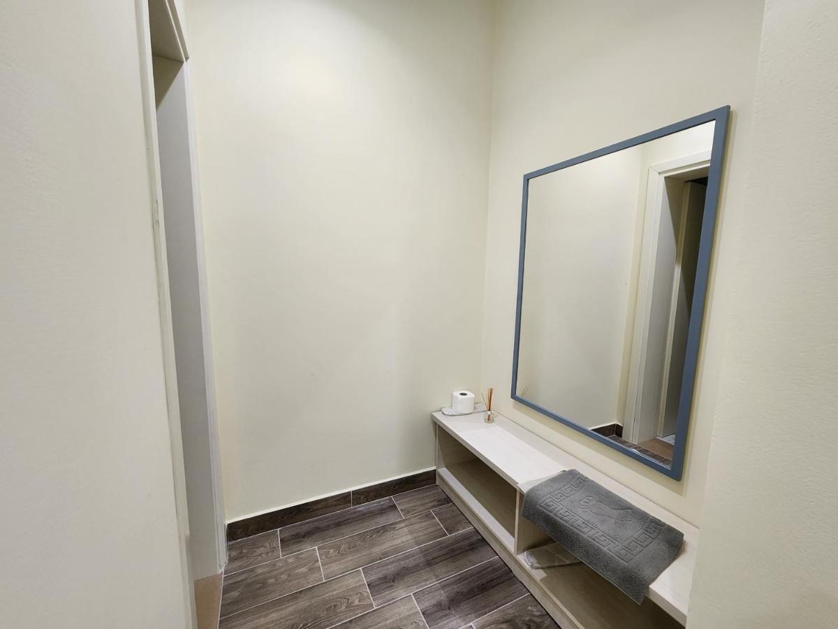 Llogora Dervishaliu Hotel Vlorë Esterno foto